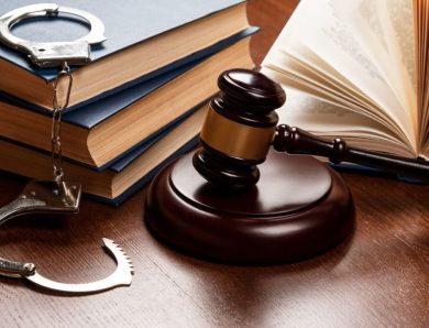 Securing Your Case: The Key Benefits Of Hiring The Best Lawyers In Delhi